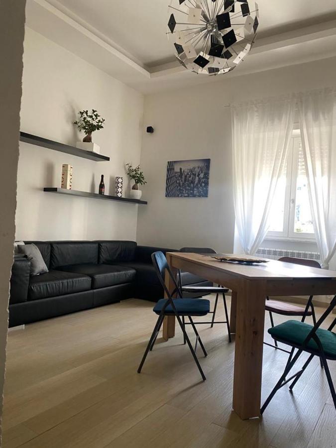 Casa Vacanza Pucchiell Lejlighed Napoli Eksteriør billede