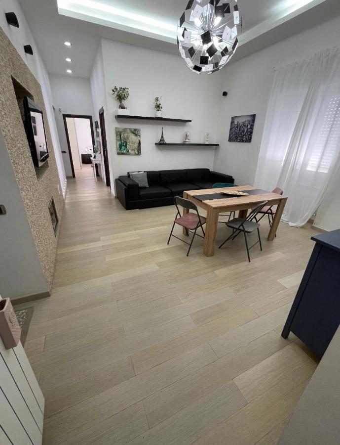 Casa Vacanza Pucchiell Lejlighed Napoli Eksteriør billede